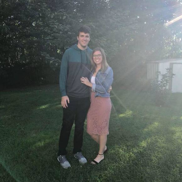 Meet your Posher, Ally - Picture 1 of 1